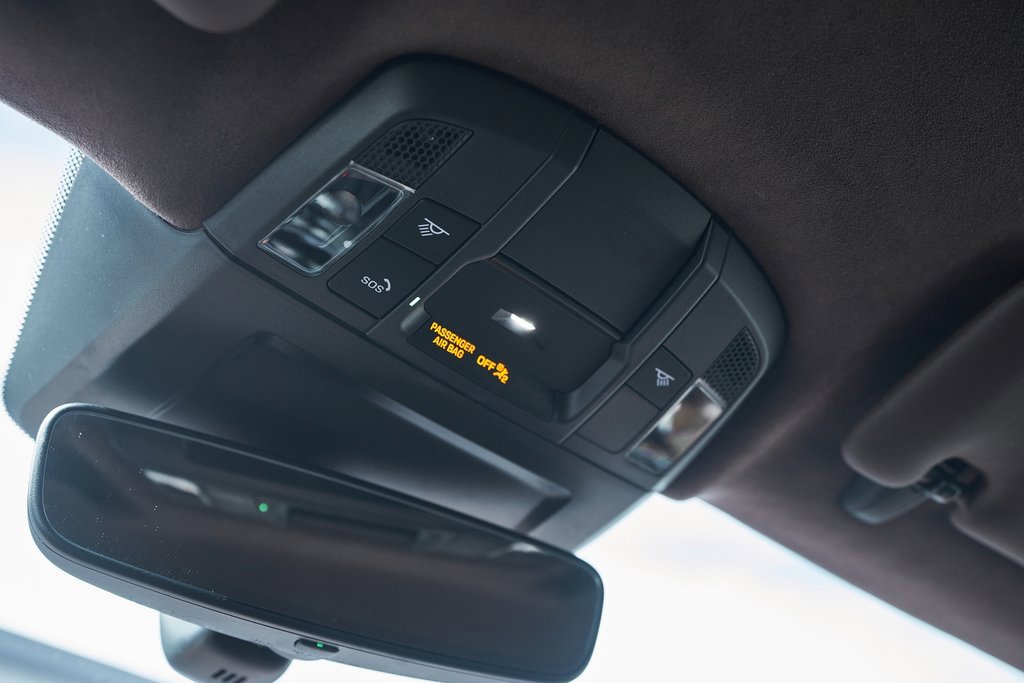 Used 2022 Porsche 911 Turbo S image 77