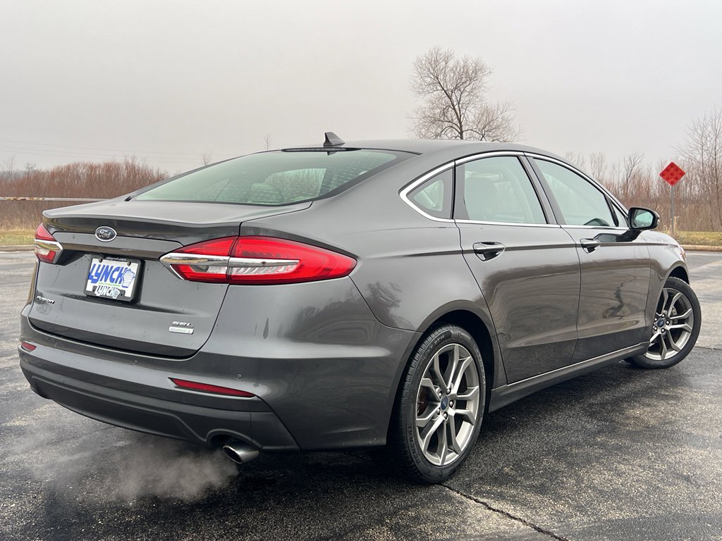 Used 2019 Ford Fusion SEL image 4