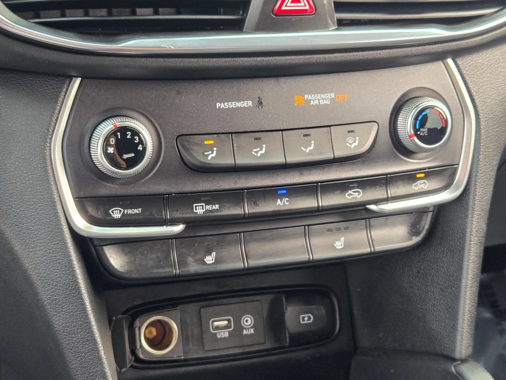 Used 2019 Hyundai Santa Fe SEL FWD image 35