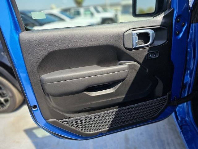 New 2026 Jeep Wrangler Sport AWD/4WD image 19
