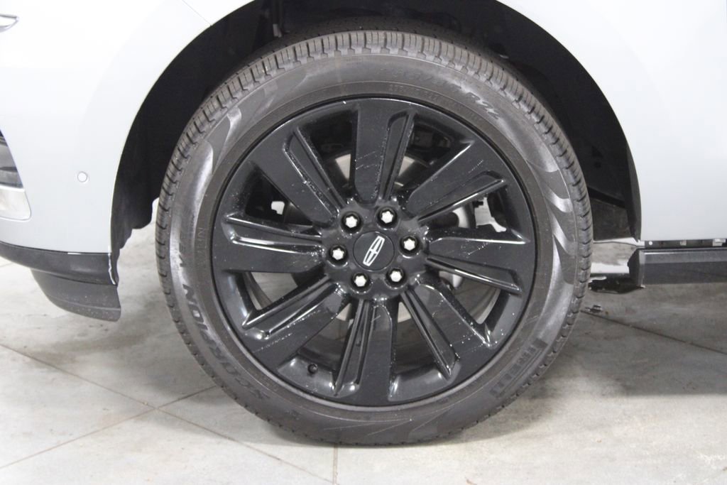 Used 2023 Lincoln Navigator L Black Label image 5