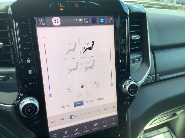 New 2026 RAM 1500 Big Horn AWD/4WD image 12