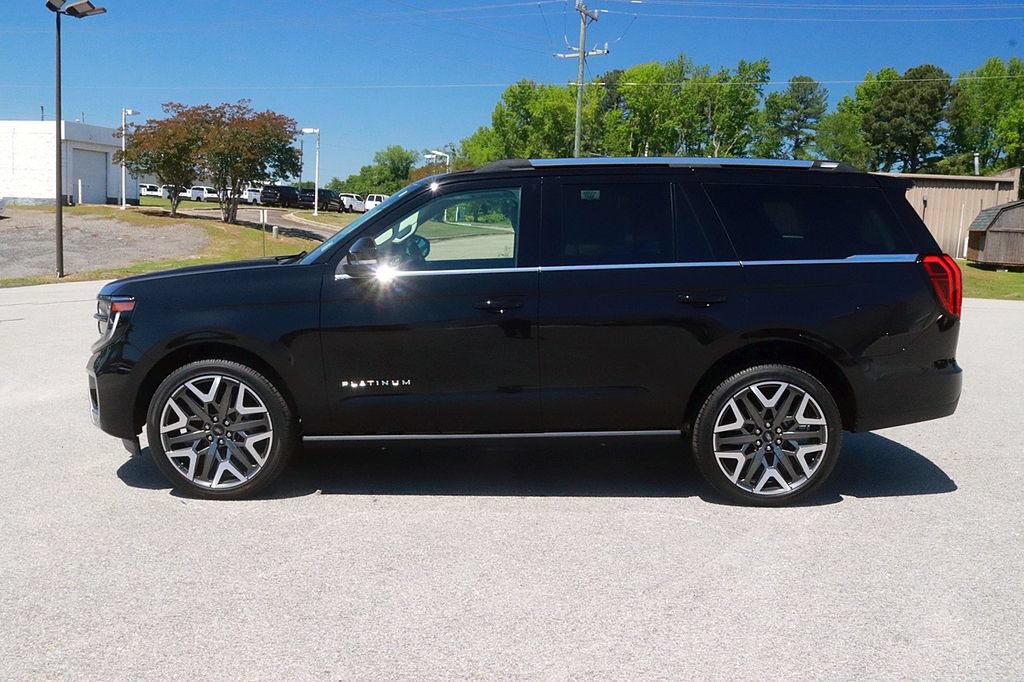 New 2026 Ford Expedition Platinum w/ Platinum Ultimate Package AWD/4WD image 4