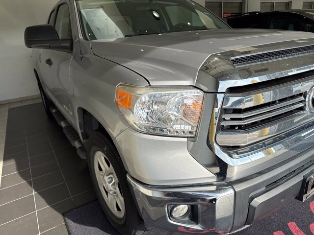 Used 2017 Toyota Tundra SR5 RWD image 5