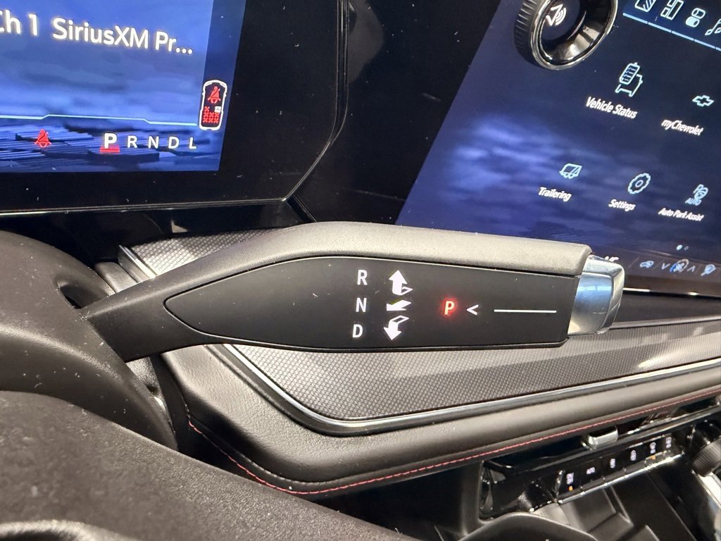 Used 2025 Chevrolet Suburban RST w/ Sun And Tow Package image 29