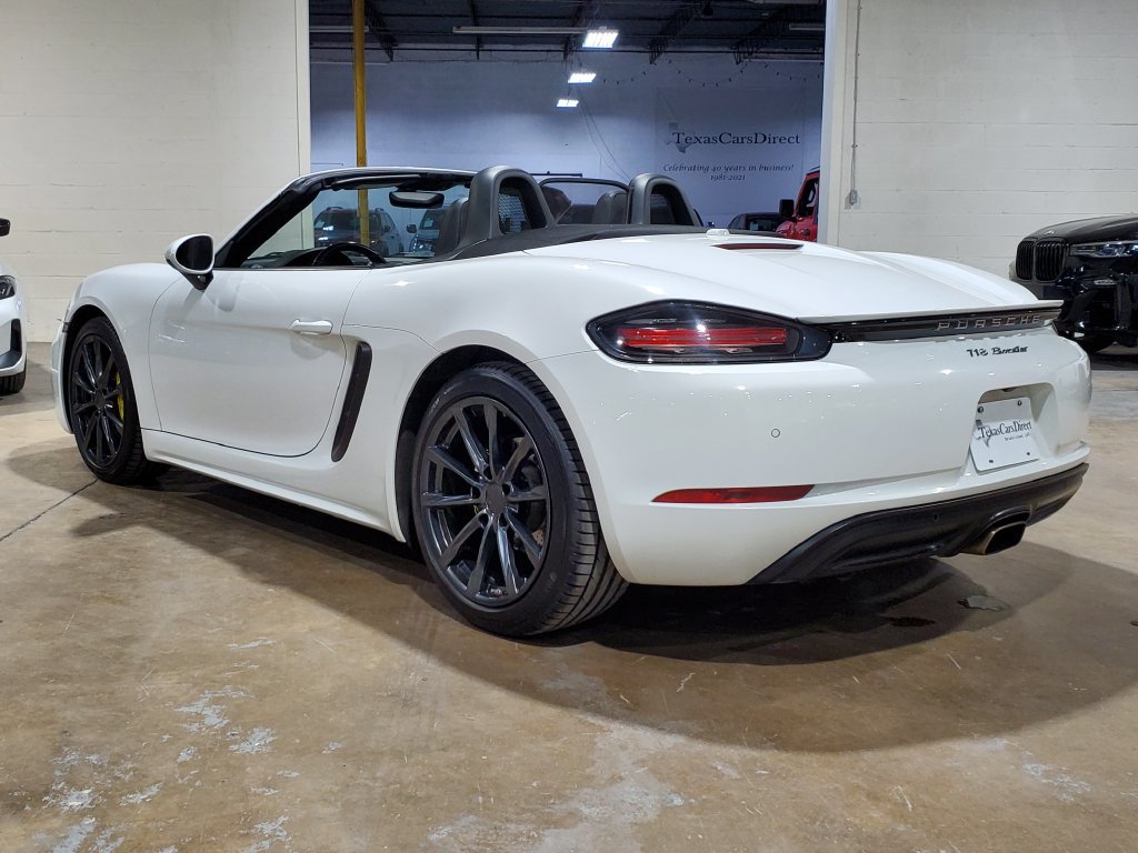 Used 2019 Porsche 718 Boxster RWD image 11
