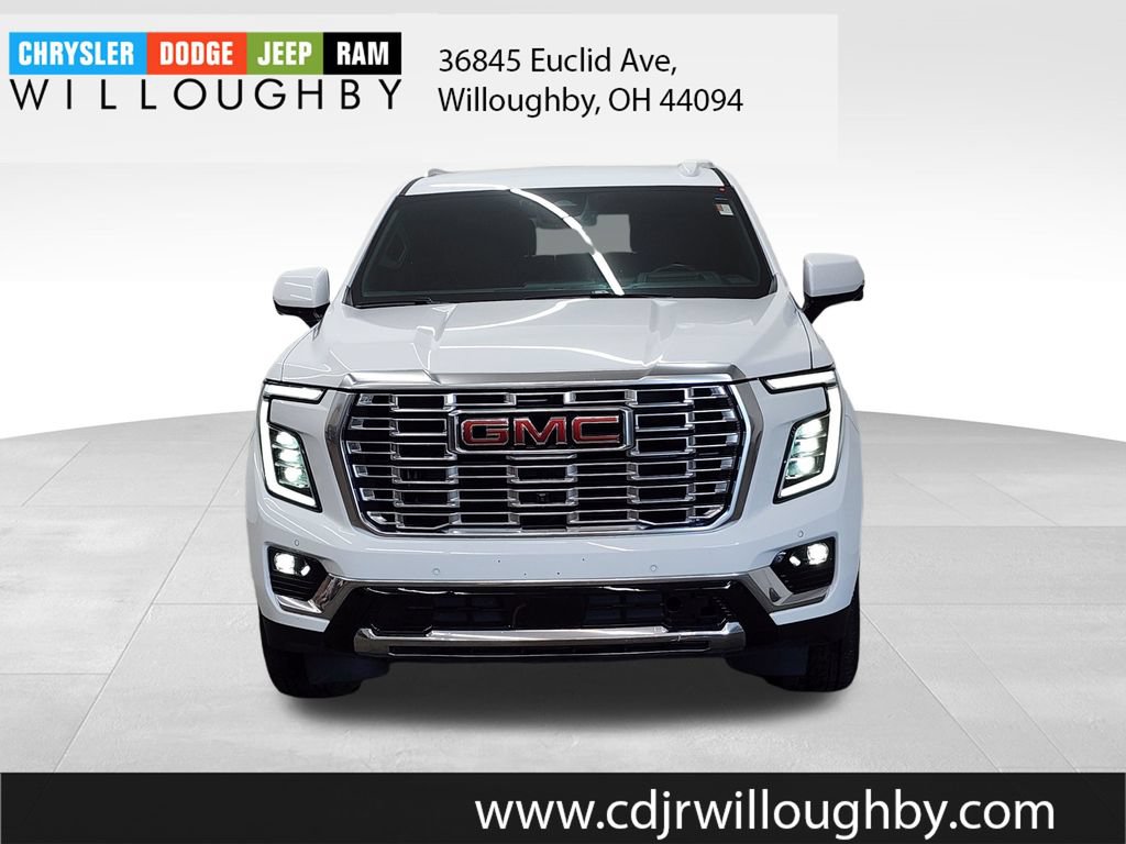 Used 2025 GMC Yukon Denali AWD/4WD image 2