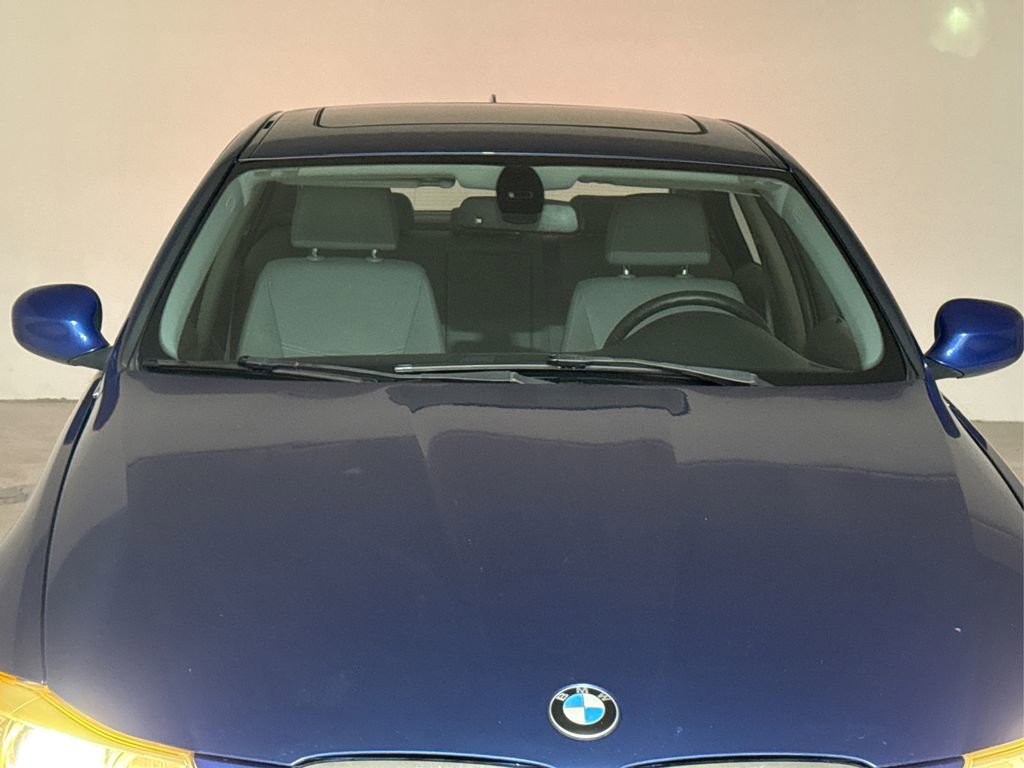 Used 2011 BMW 335i Sedan image 10