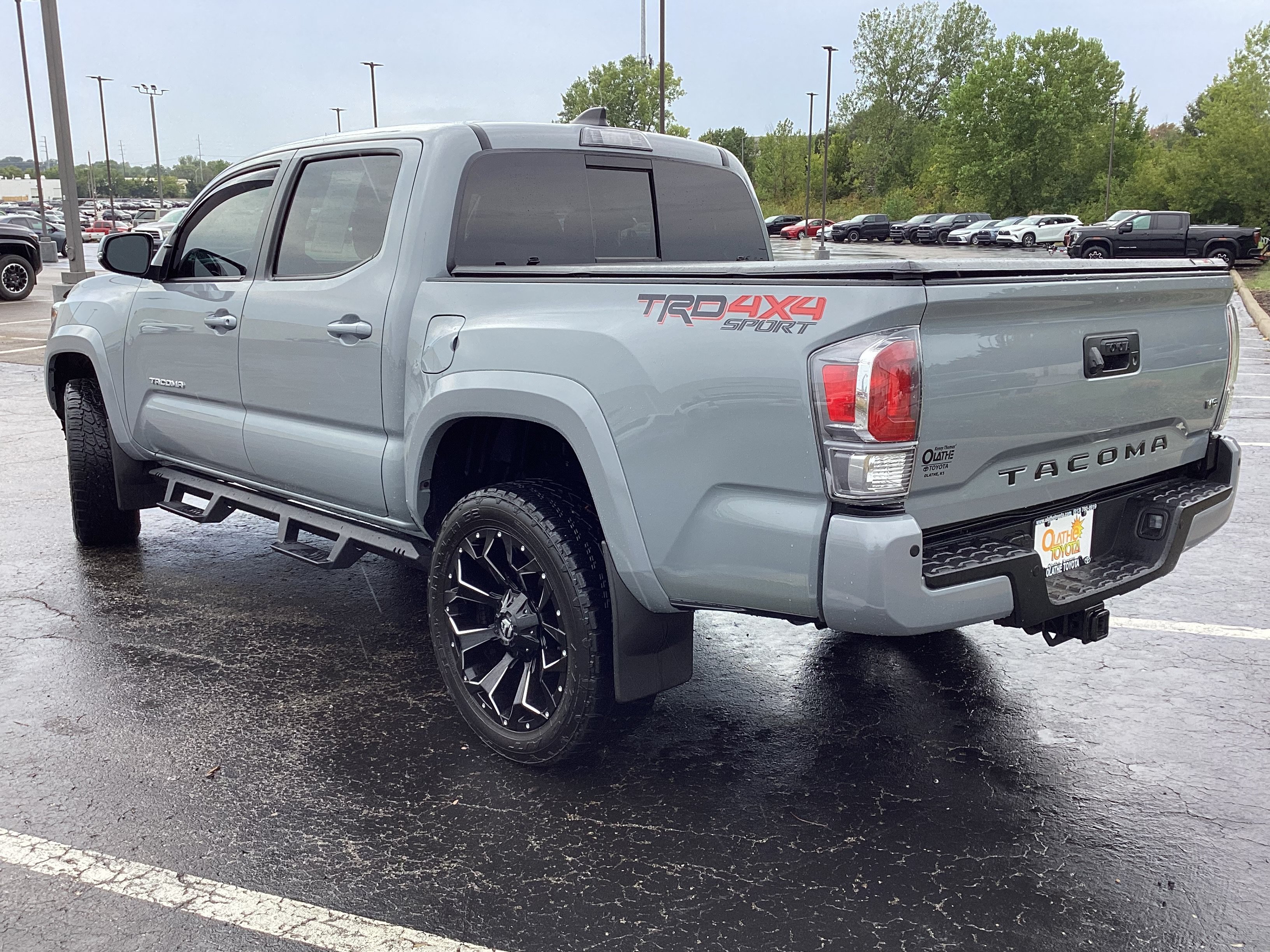 Certified 2021 Toyota Tacoma TRD Sport w/ Technology Package AWD/4WD image 3