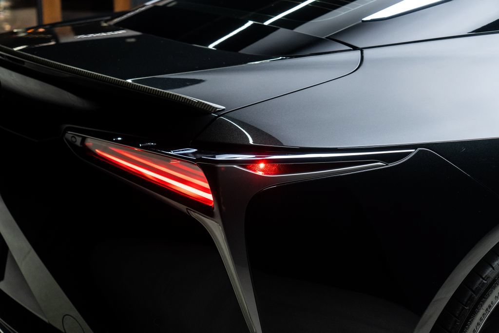 Used 2019 Lexus LC 500 Coupe w/ Touring Package RWD image 15