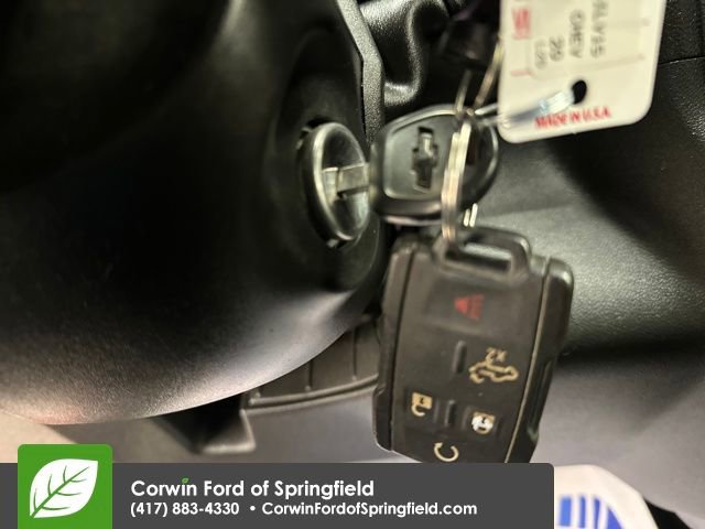 Used 2020 Chevrolet Silverado 1500 Custom w/ Custom Value Package image 25