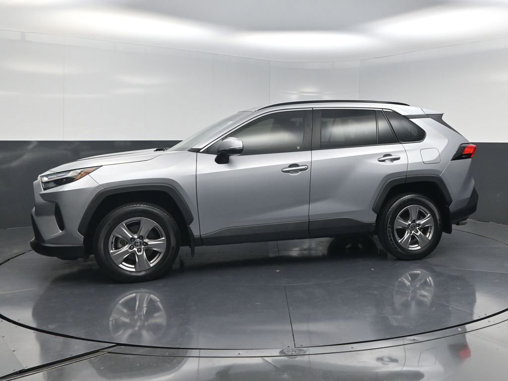 Used 2023 Toyota RAV4 XLE image 3