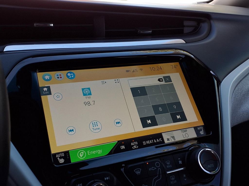 Used 2017 Chevrolet Bolt LT image 7