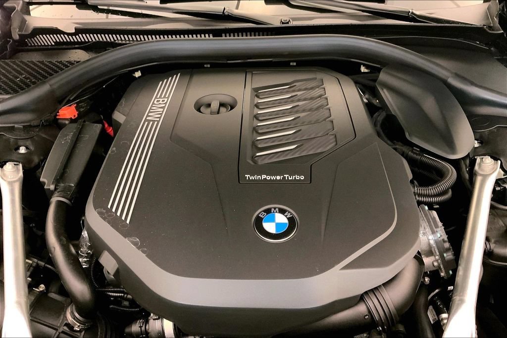 New 2026 BMW 840i xDrive Convertible w/ Comfort Seating Package AWD/4WD image 8