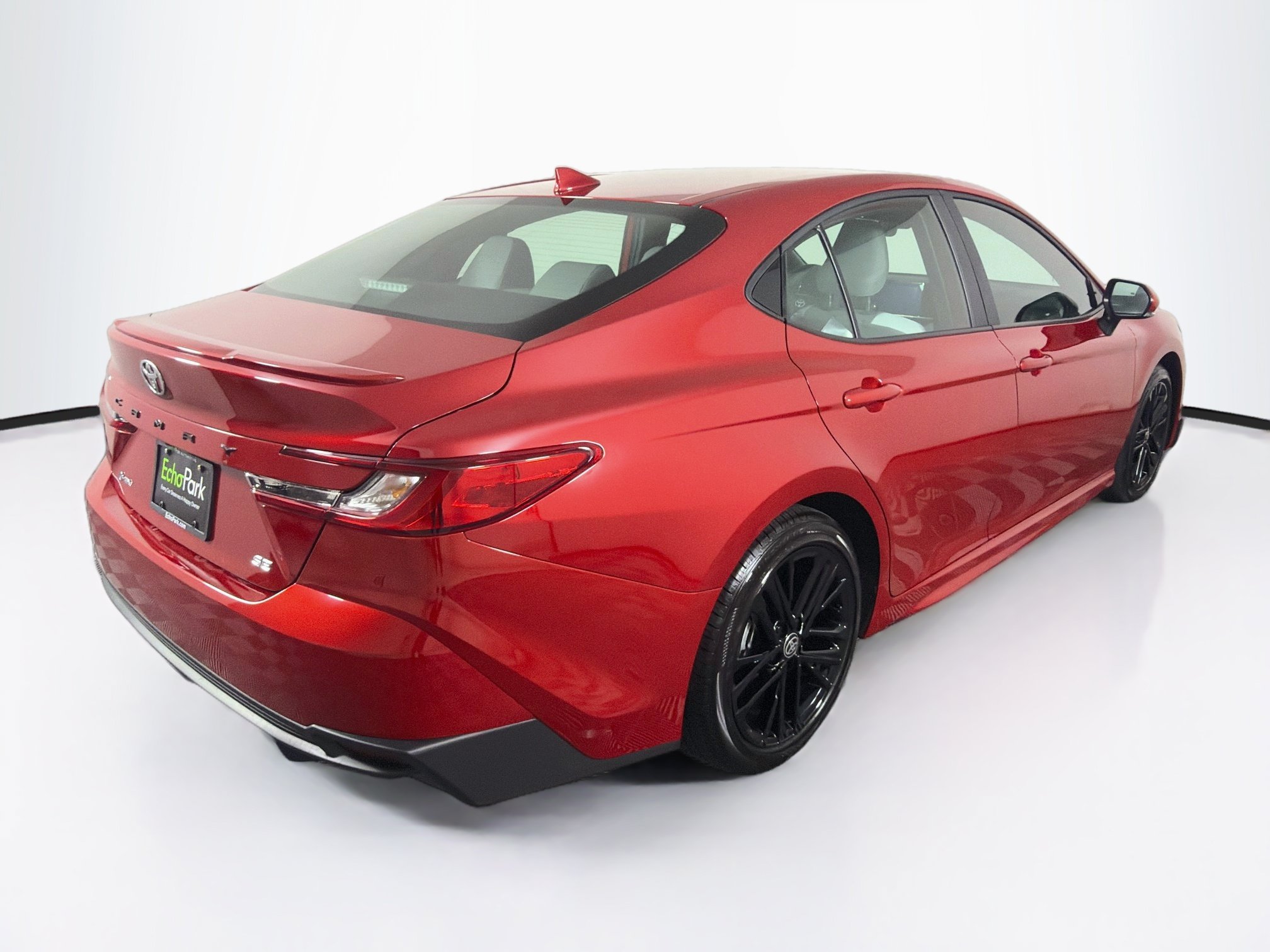 Used 2026 Toyota Camry SE w/ Convenience Package FWD image 9