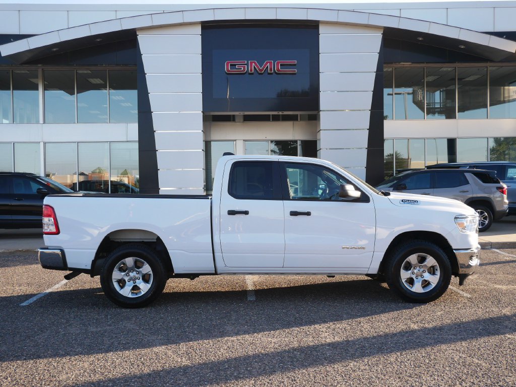 Used 2023 RAM 1500 Big Horn AWD/4WD image 2