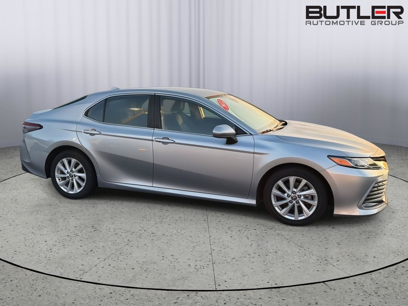 Certified 2022 Toyota Camry LE FWD image 7