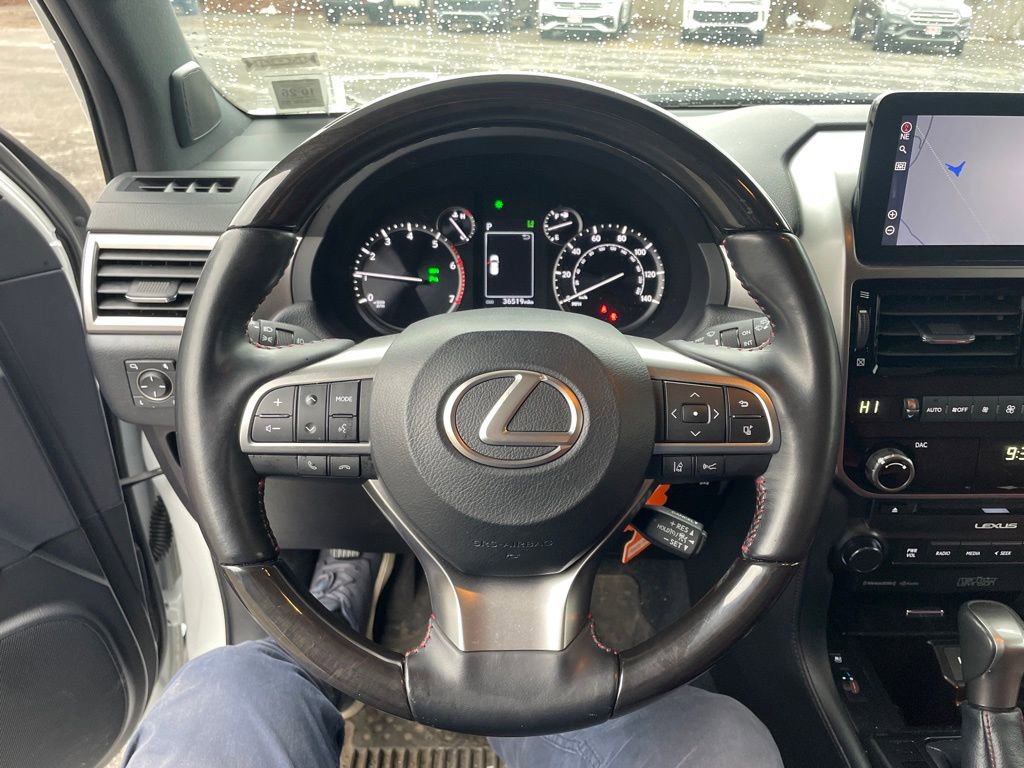 Used 2023 Lexus GX 460 Premium w/ Premium Plus Package image 26