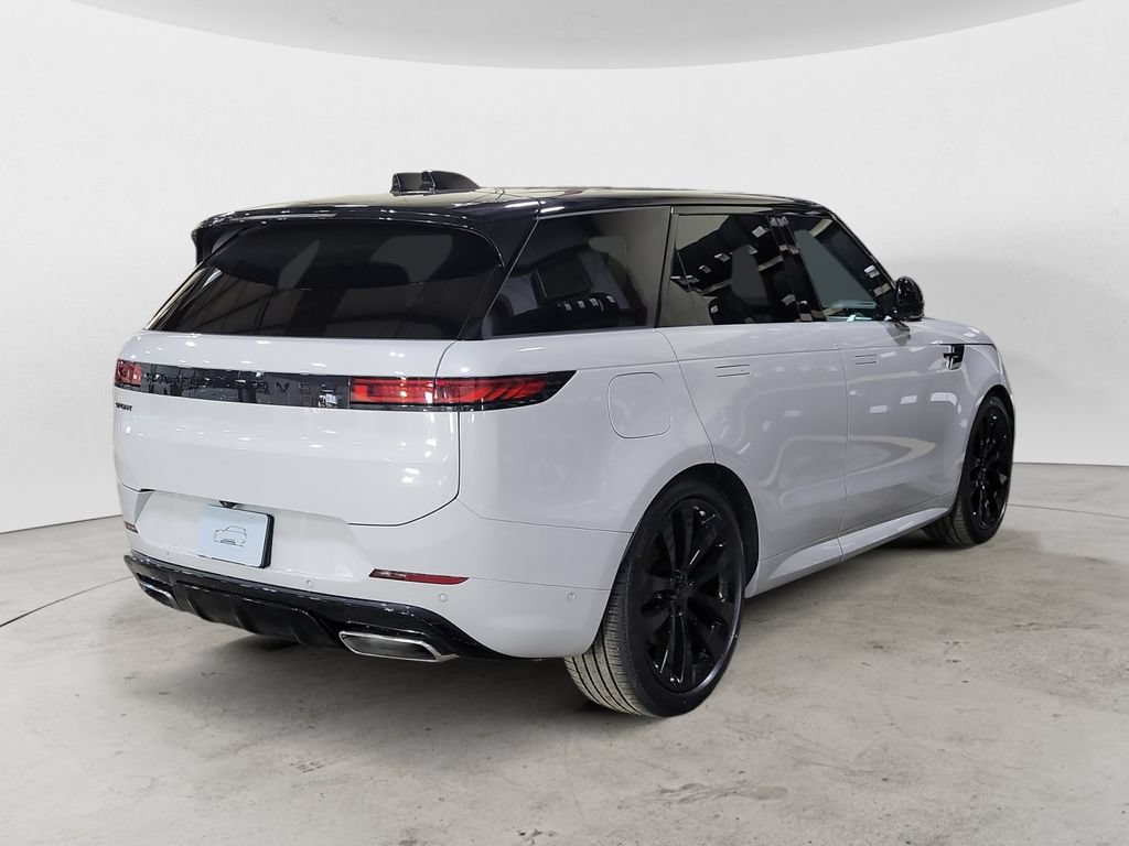 New 2026 Land Rover Range Rover Sport Dynamic SE AWD/4WD image 5