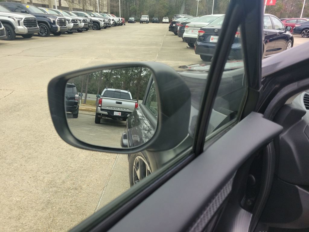 Used 2018 Subaru Crosstrek 2.0i Premium image 14