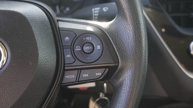 Used 2023 Toyota Corolla LE image 23