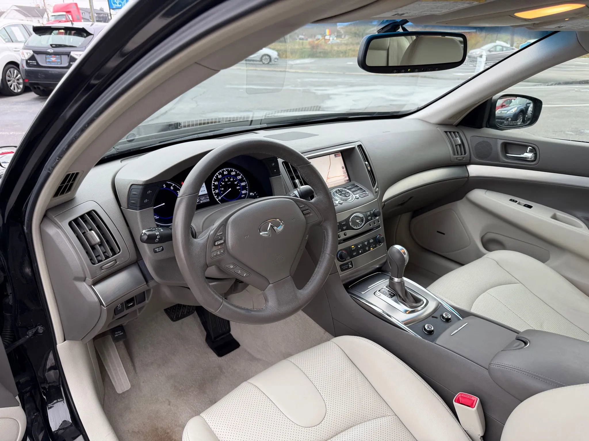 Used 2015 INFINITI Q40 w/ Navigation Package image 10