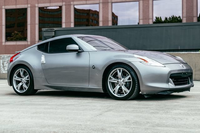Used 2009 Nissan 370Z Touring RWD image 53