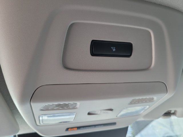 New 2026 Ford Transit 150 Low Roof w/ Load Area Protection Package RWD image 28