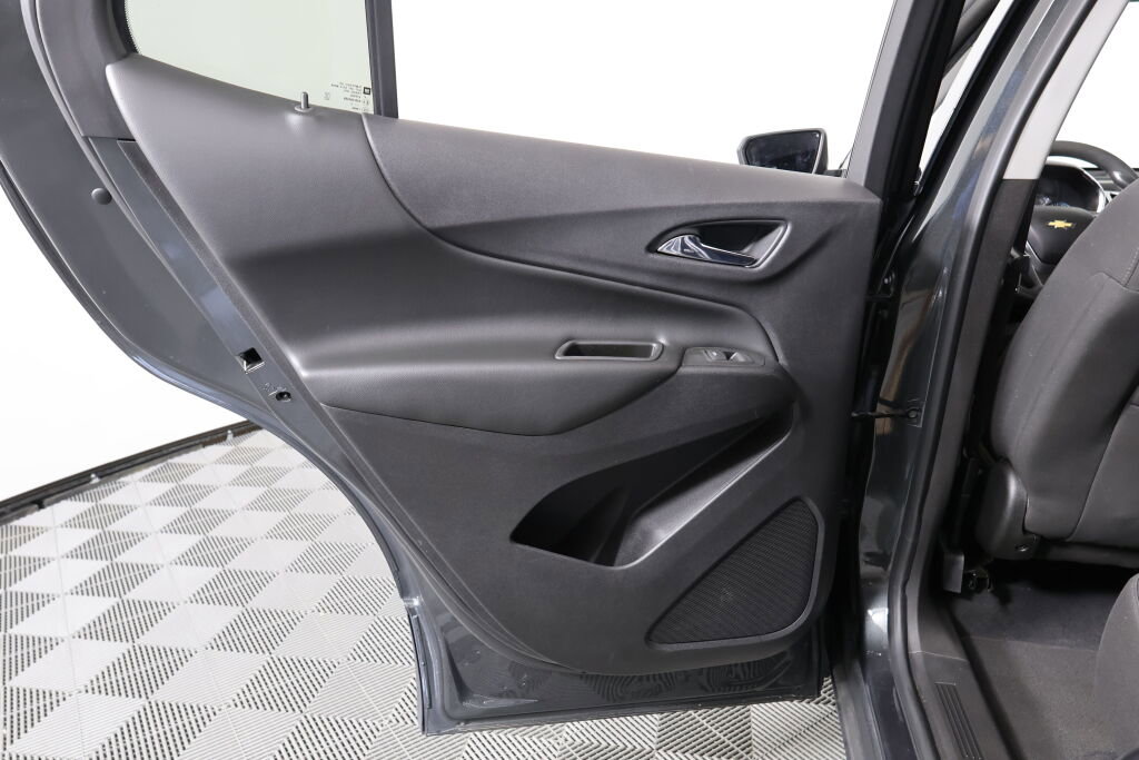 Used 2020 Chevrolet Equinox LT image 16