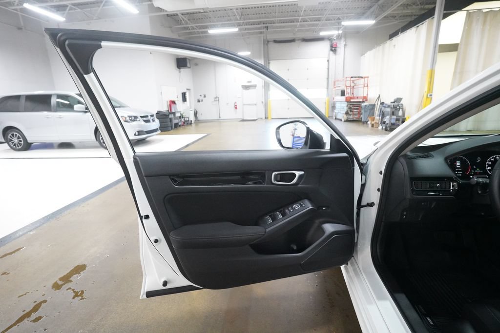Used 2023 Honda Civic EX image 27