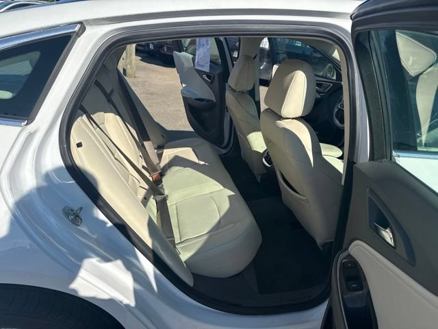 Used 2020 Chevrolet Malibu Premier FWD image 12