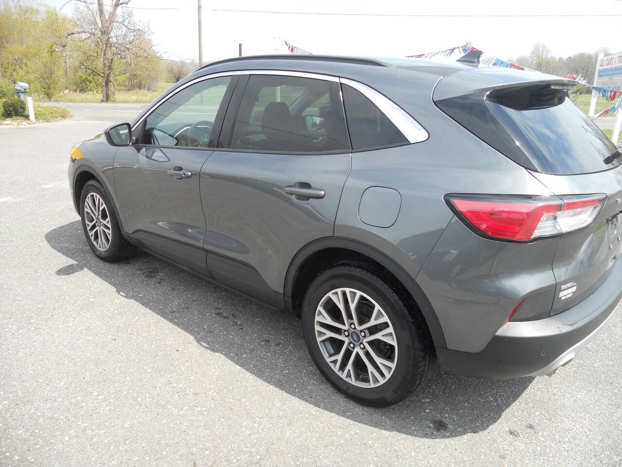 Used 2021 Ford Escape SEL image 8