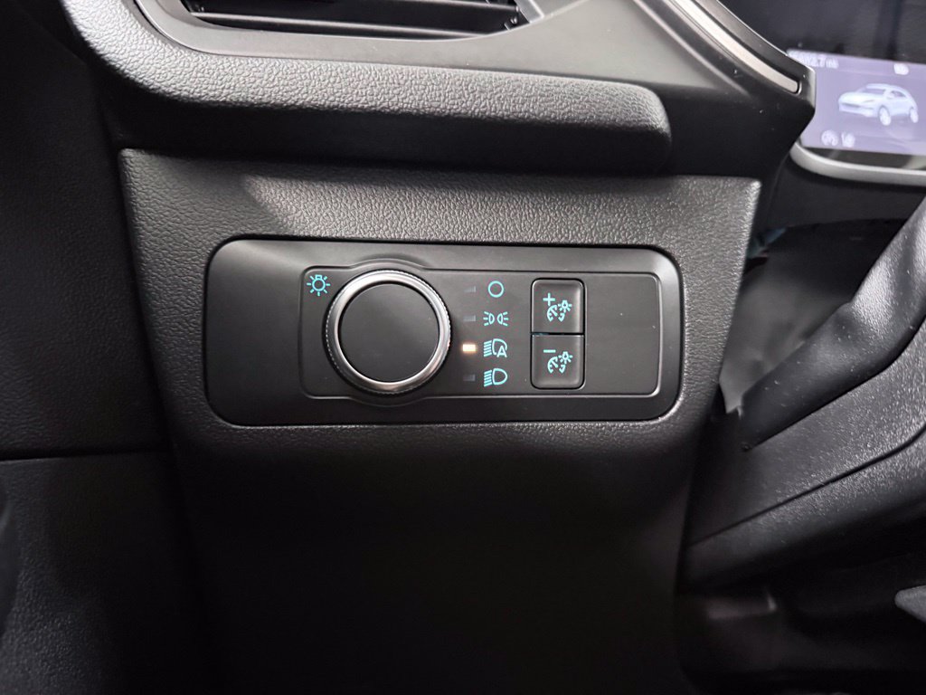 Used 2020 Ford Escape SE FWD image 27