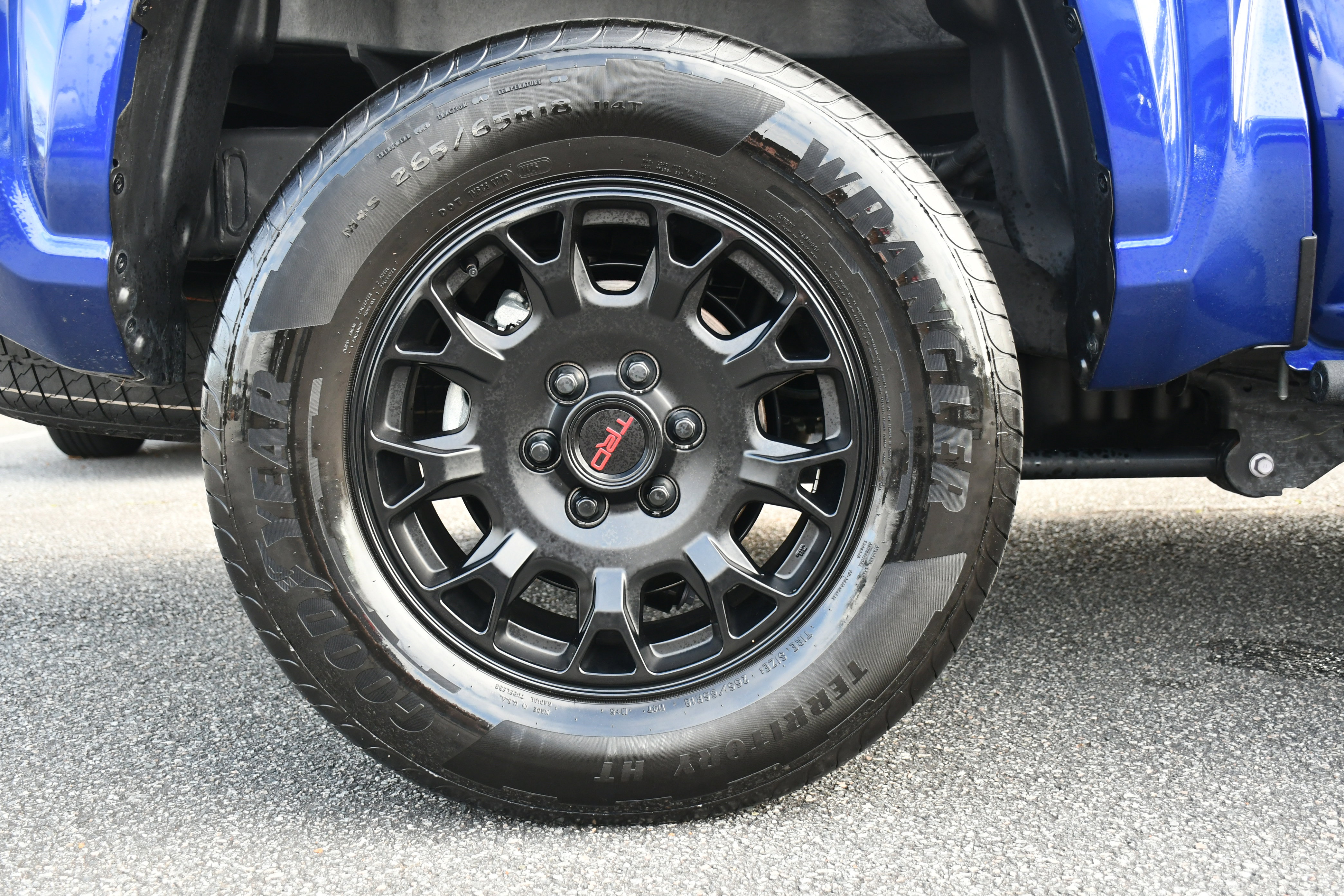 Certified 2025 Toyota Tacoma SR5 image 20