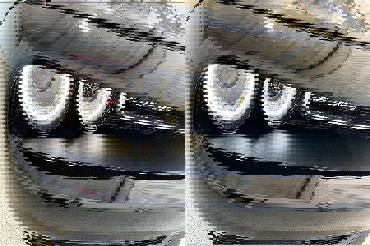 Used 2023 Dodge Challenger SXT image 12