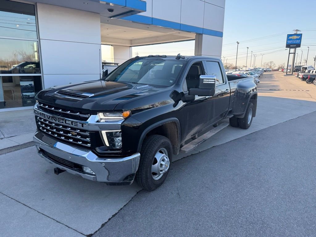 Used 2021 Chevrolet Silverado 3500 LTZ w/ LTZ Plus Package image 2