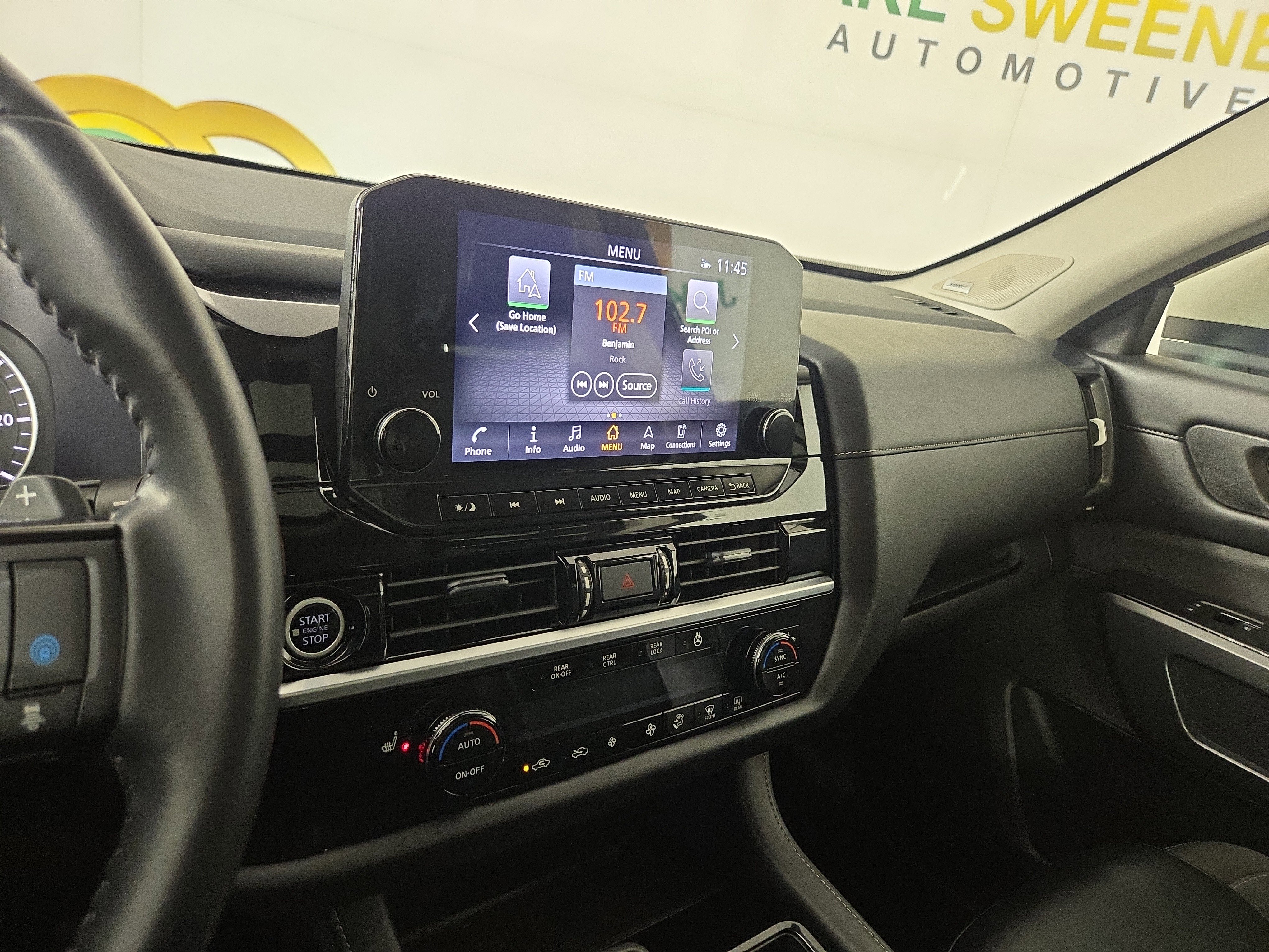 Used 2024 Nissan Pathfinder SL w/ SL Premium Package image 24