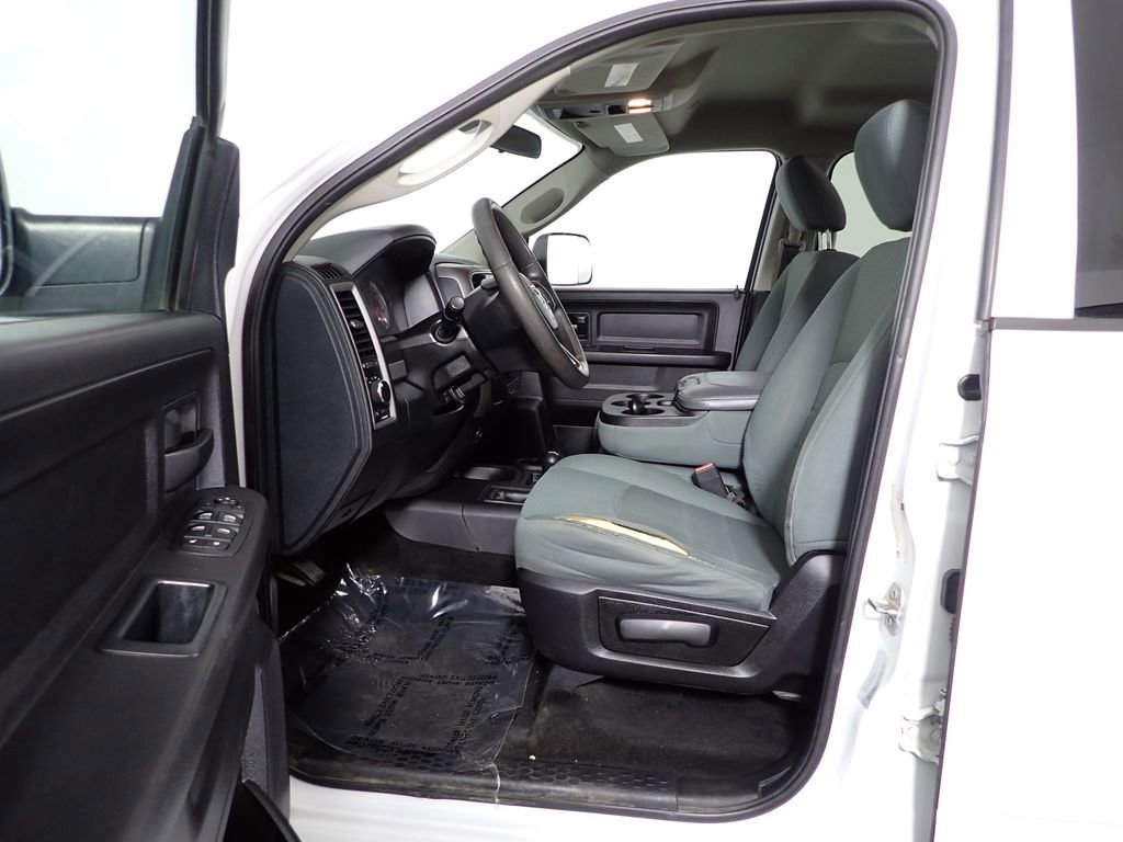 Used 2017 RAM 2500 Tradesman w/ Chrome Appearance Group image 26