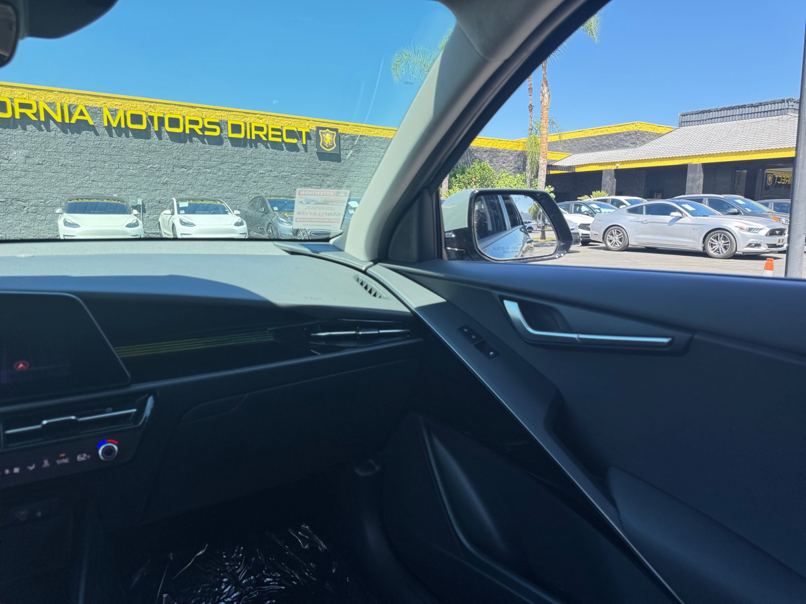 Used 2023 Kia Niro Wind w/ Wind Preserve Package FWD image 21