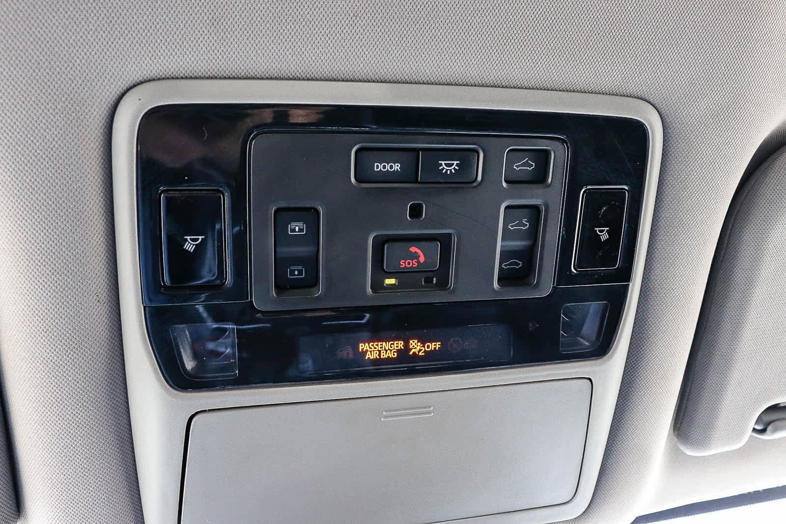 Used 2024 Toyota Grand Highlander AWD image 33