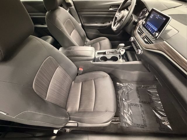 Certified 2024 Nissan Altima 2.5 SV FWD image 20