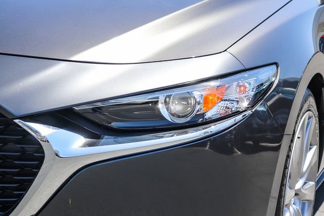 Used 2021 MAZDA MAZDA3 s FWD image 11