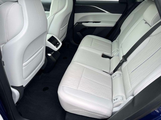 Certified 2024 Cadillac Lyriq Sport AWD/4WD image 13