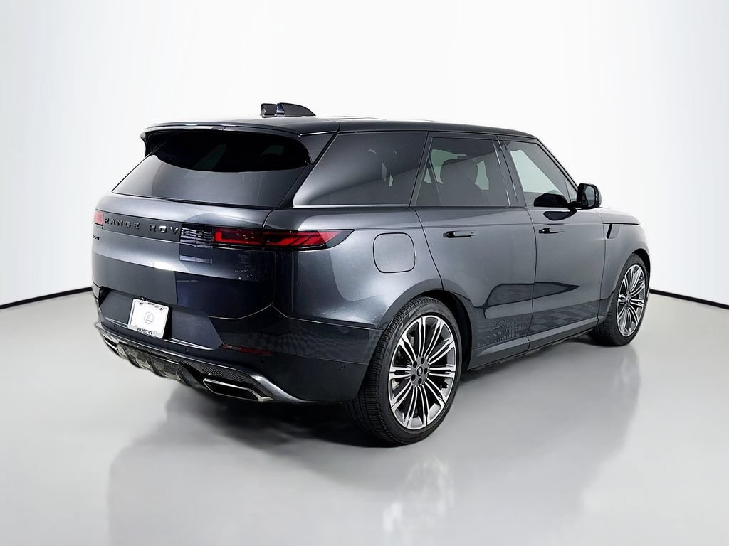 Used 2024 Land Rover Range Rover Sport SE AWD/4WD image 5