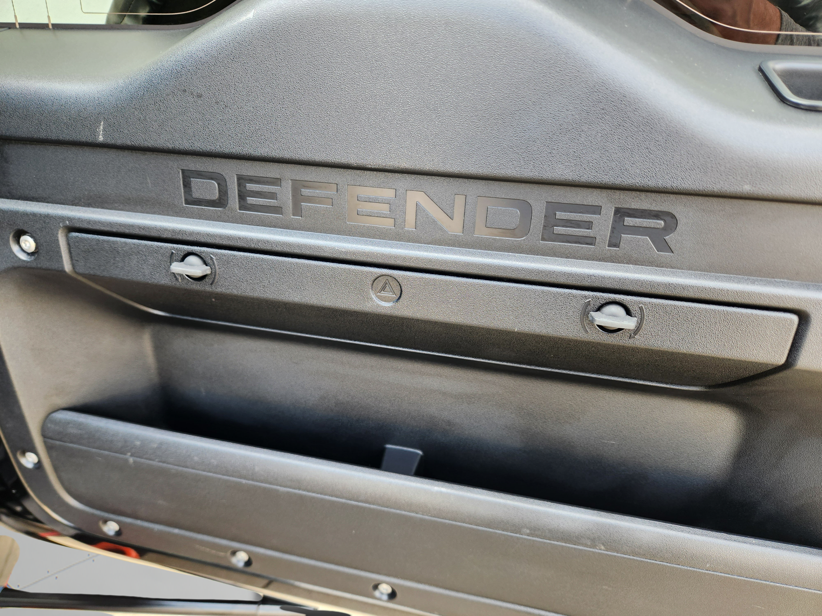 Certified 2023 Land Rover Defender 130 X AWD/4WD image 33