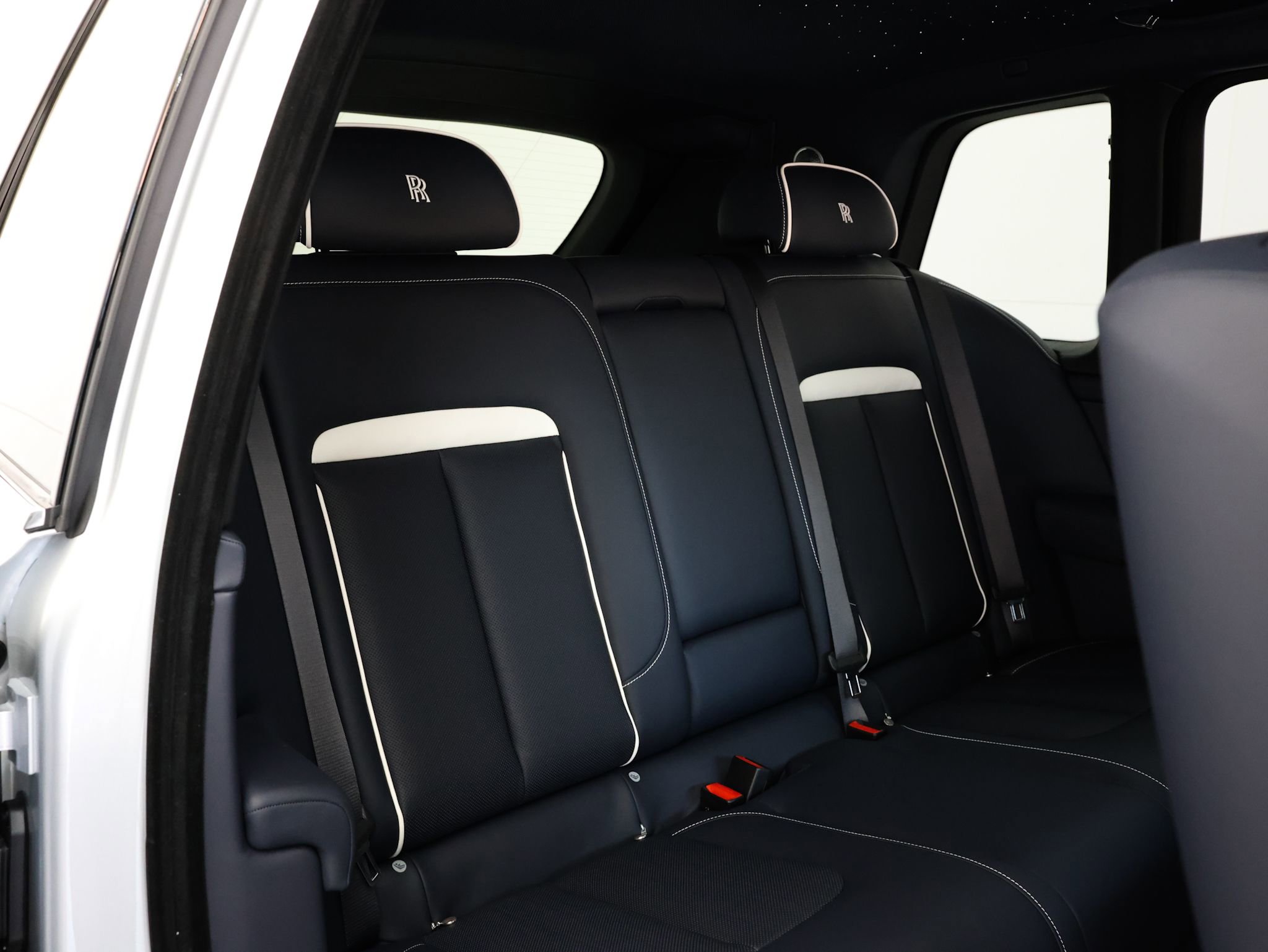 New 2026 Rolls-Royce Cullinan image 11