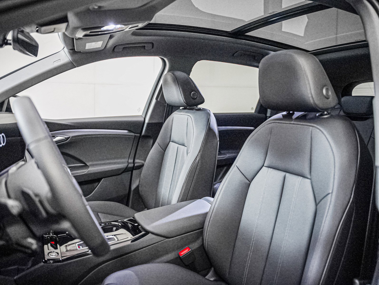 New 2025 Audi Q6 e-tron Premium AWD/4WD image 11