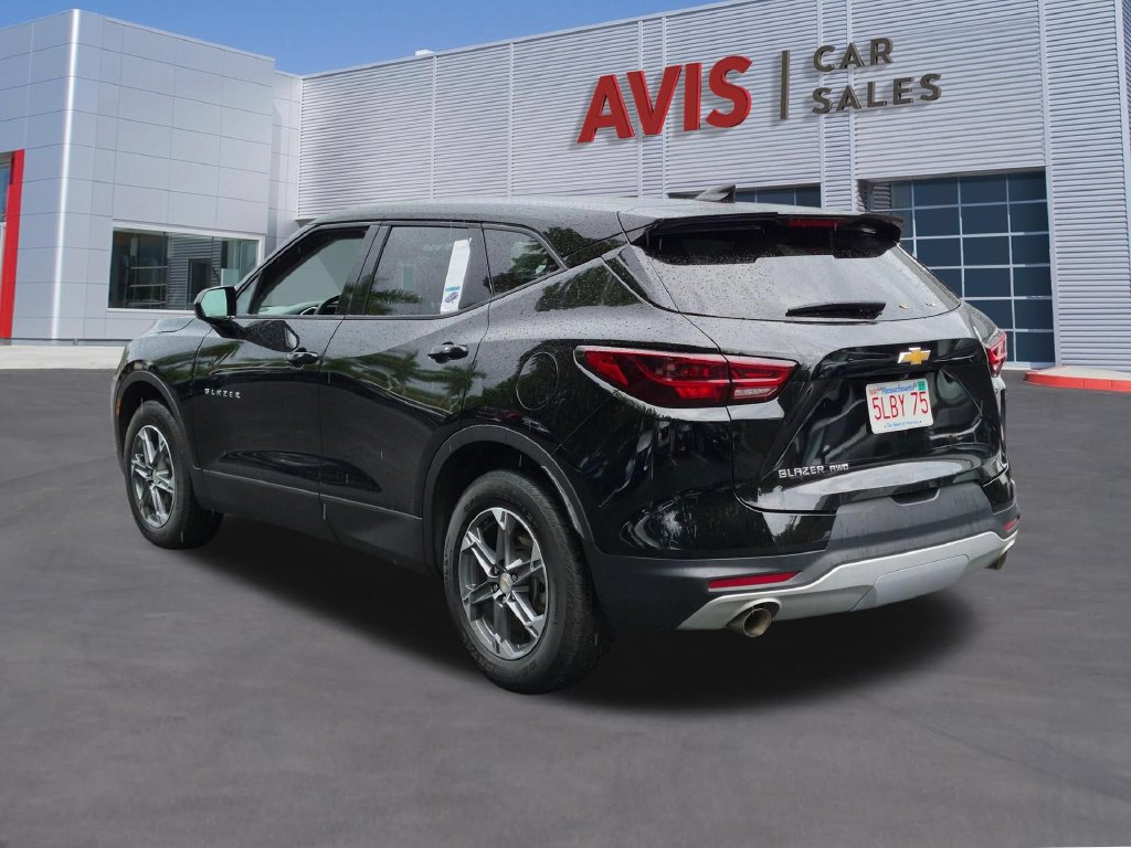 Used 2025 Chevrolet Blazer LT AWD/4WD image 9