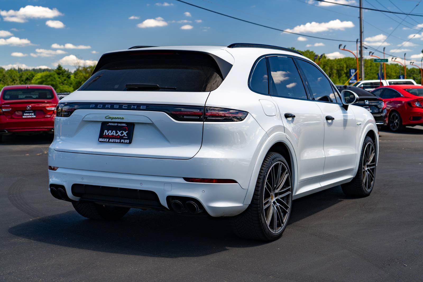 Used 2019 Porsche Cayenne E-Hybrid AWD/4WD image 10