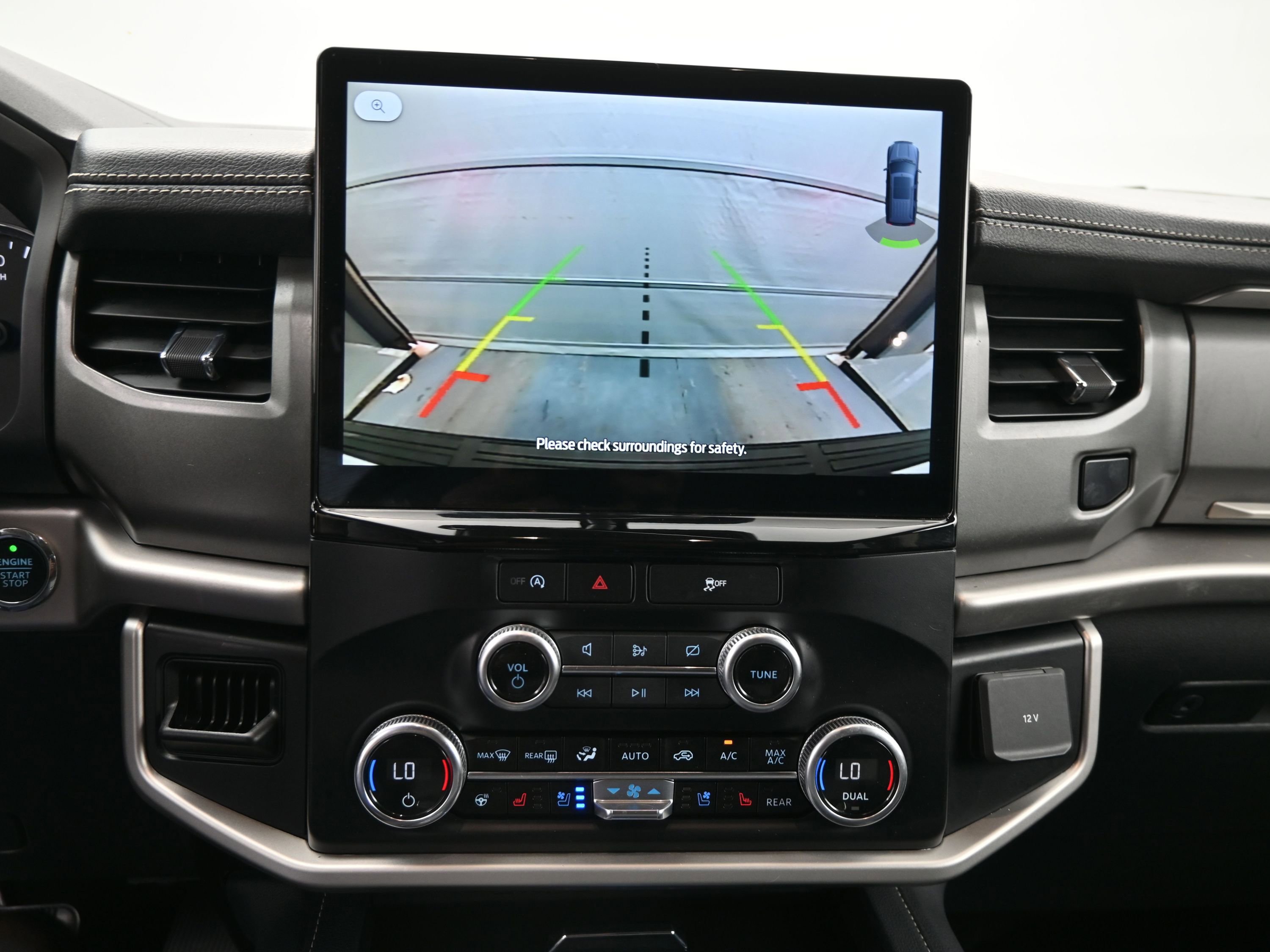 Used 2024 Ford Expedition Max XLT image 15